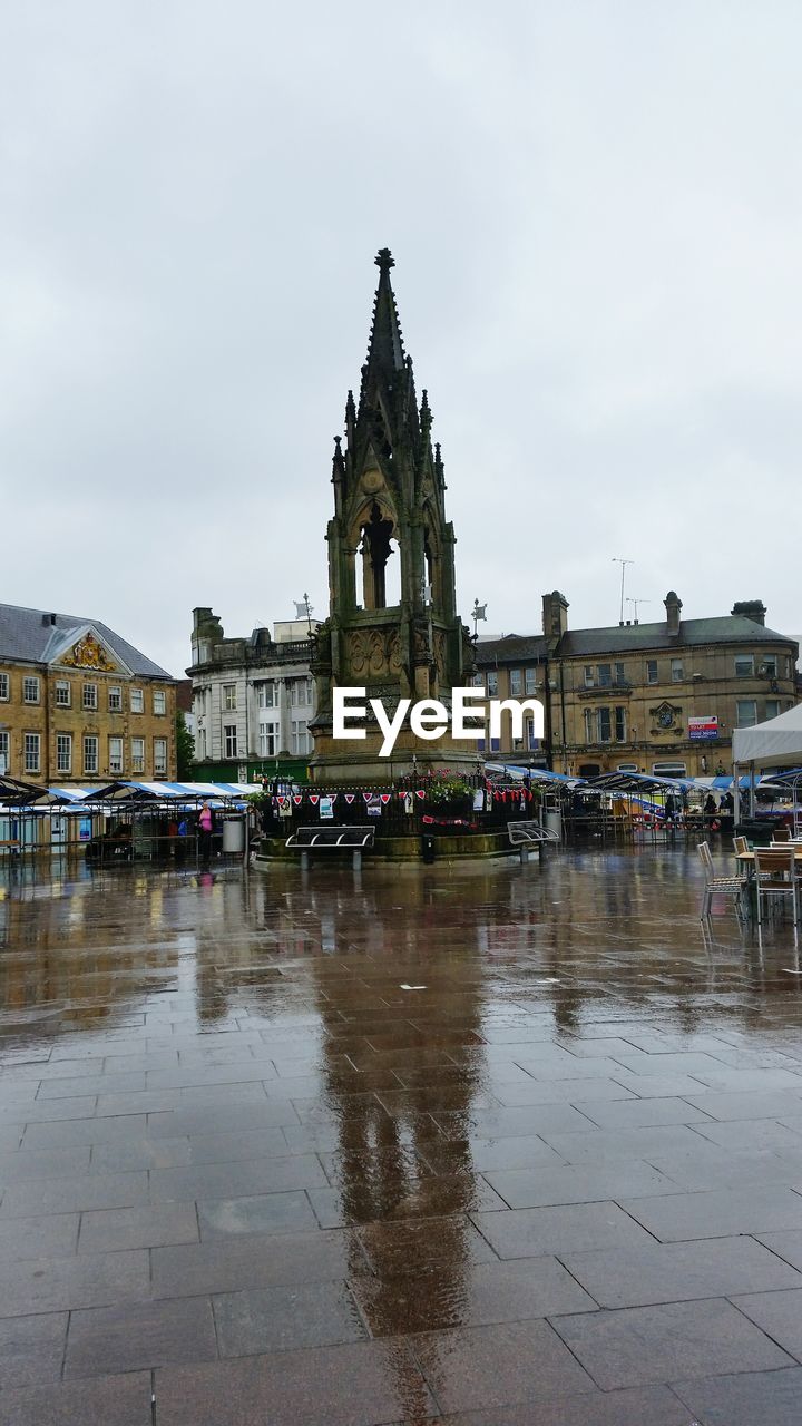 View of cathedral against sky