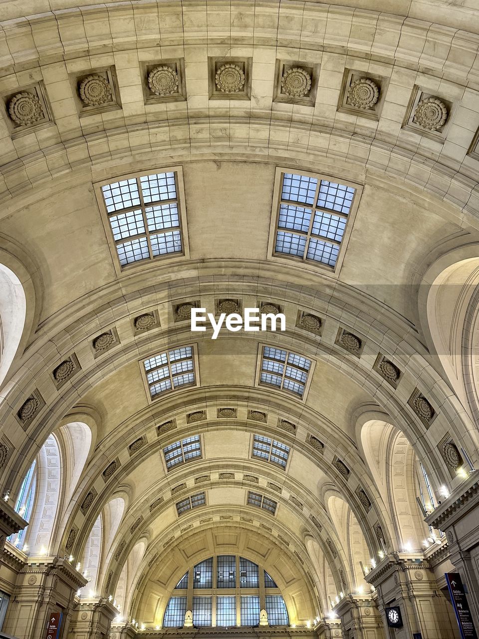 architecture, arch, ceiling, built structure, indoors, arcade, low angle view, travel destinations, building, history, the past, window, no people, travel, day, architectural feature, facade, city