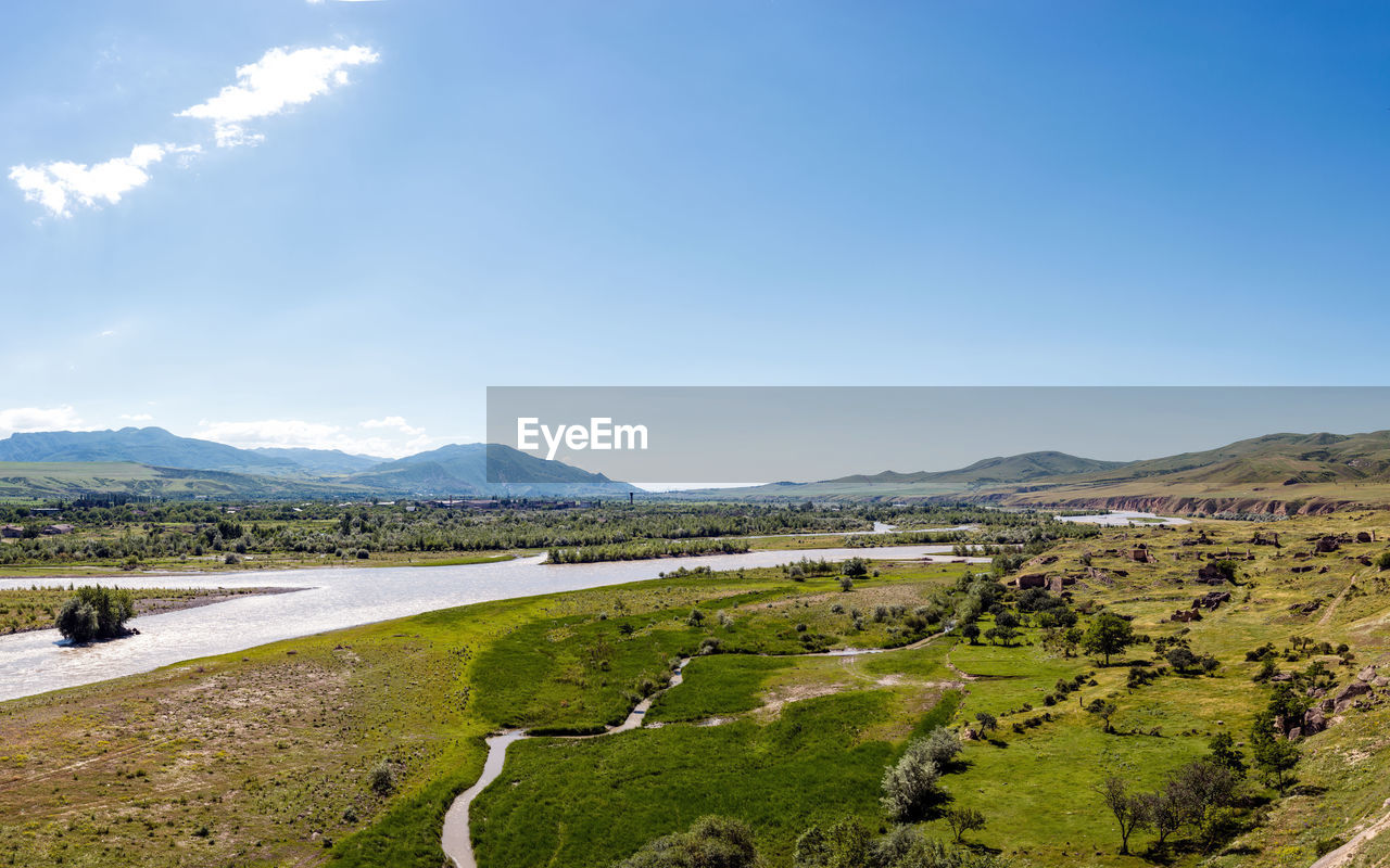 SCENIC VIEW OF RIVER AGAINST SKY