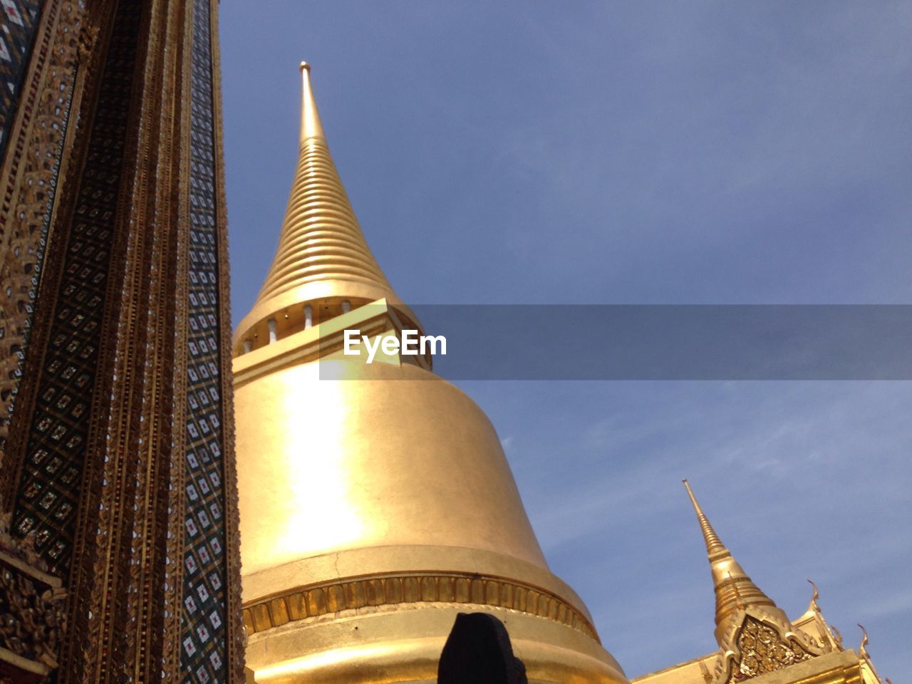 LOW ANGLE VIEW OF TEMPLE AGAINST SKY