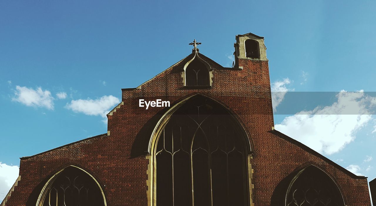 LOW ANGLE VIEW OF CHURCH AGAINST SKY