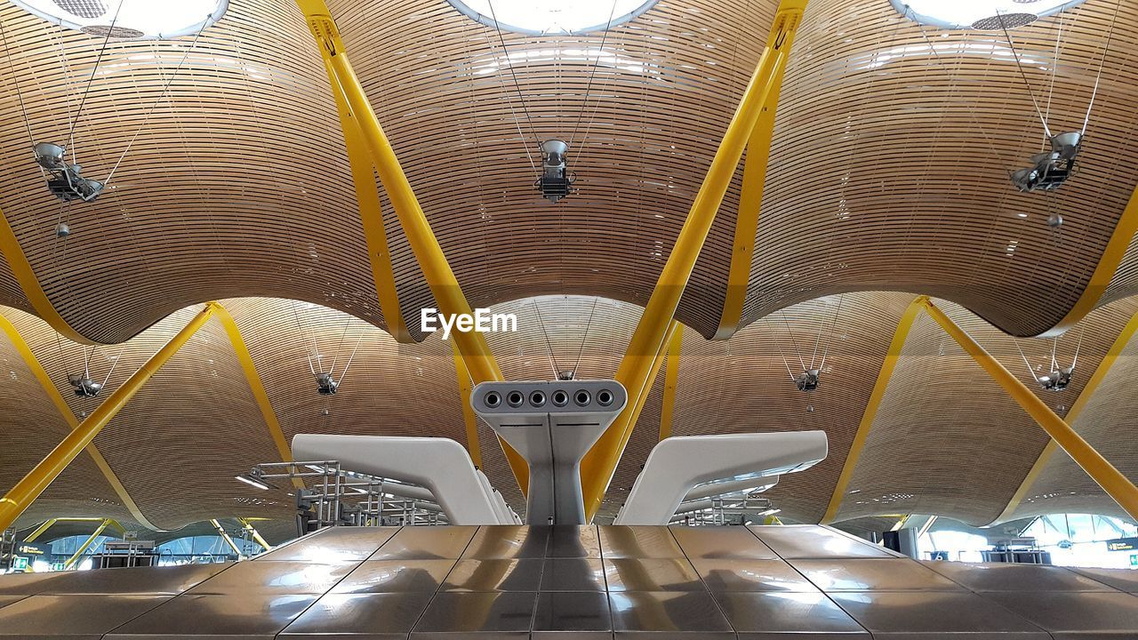 Interior of adolfo suarez madrid–barajas airport