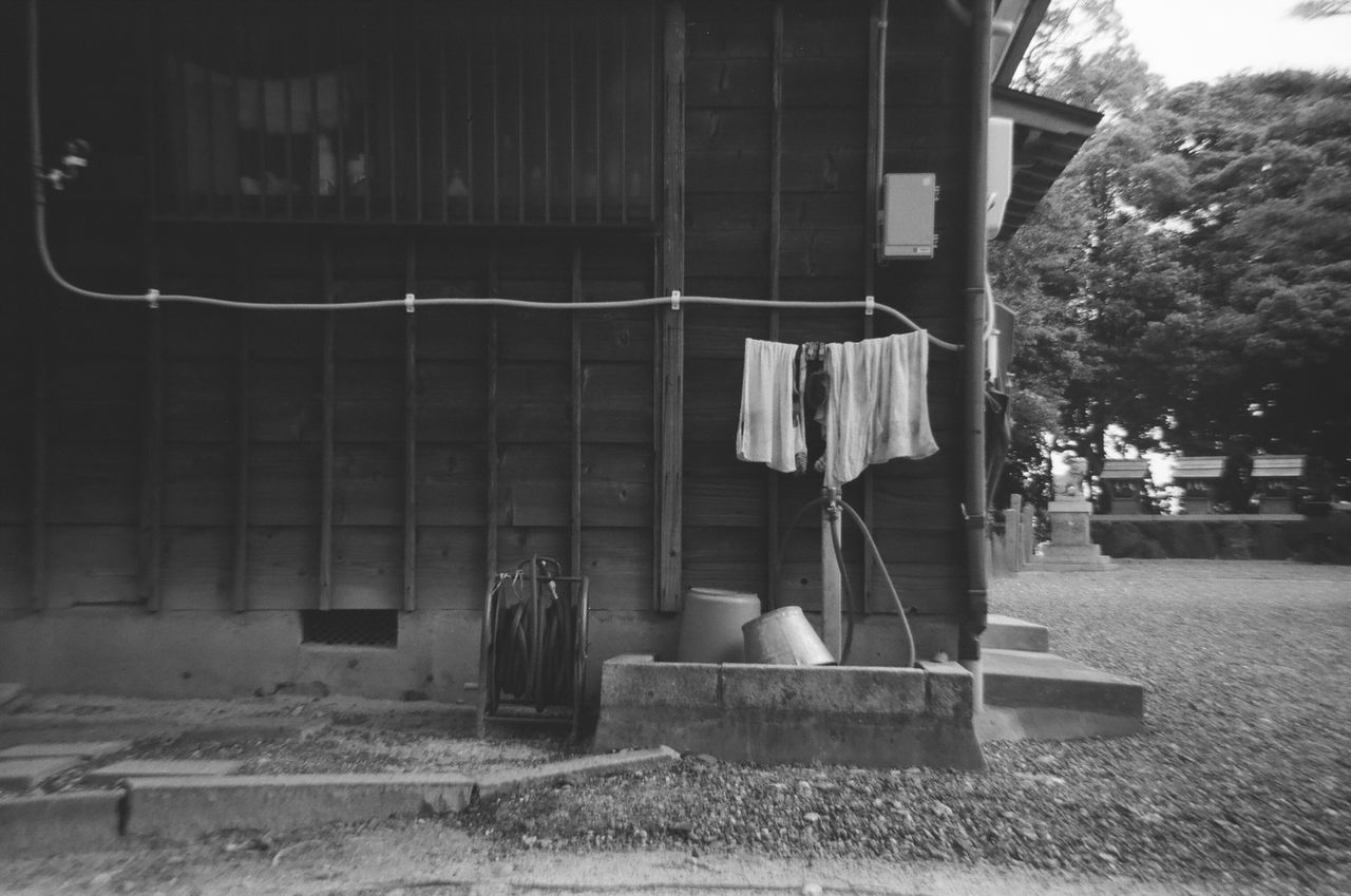 CLOTHES DRYING OUTSIDE BUILDING