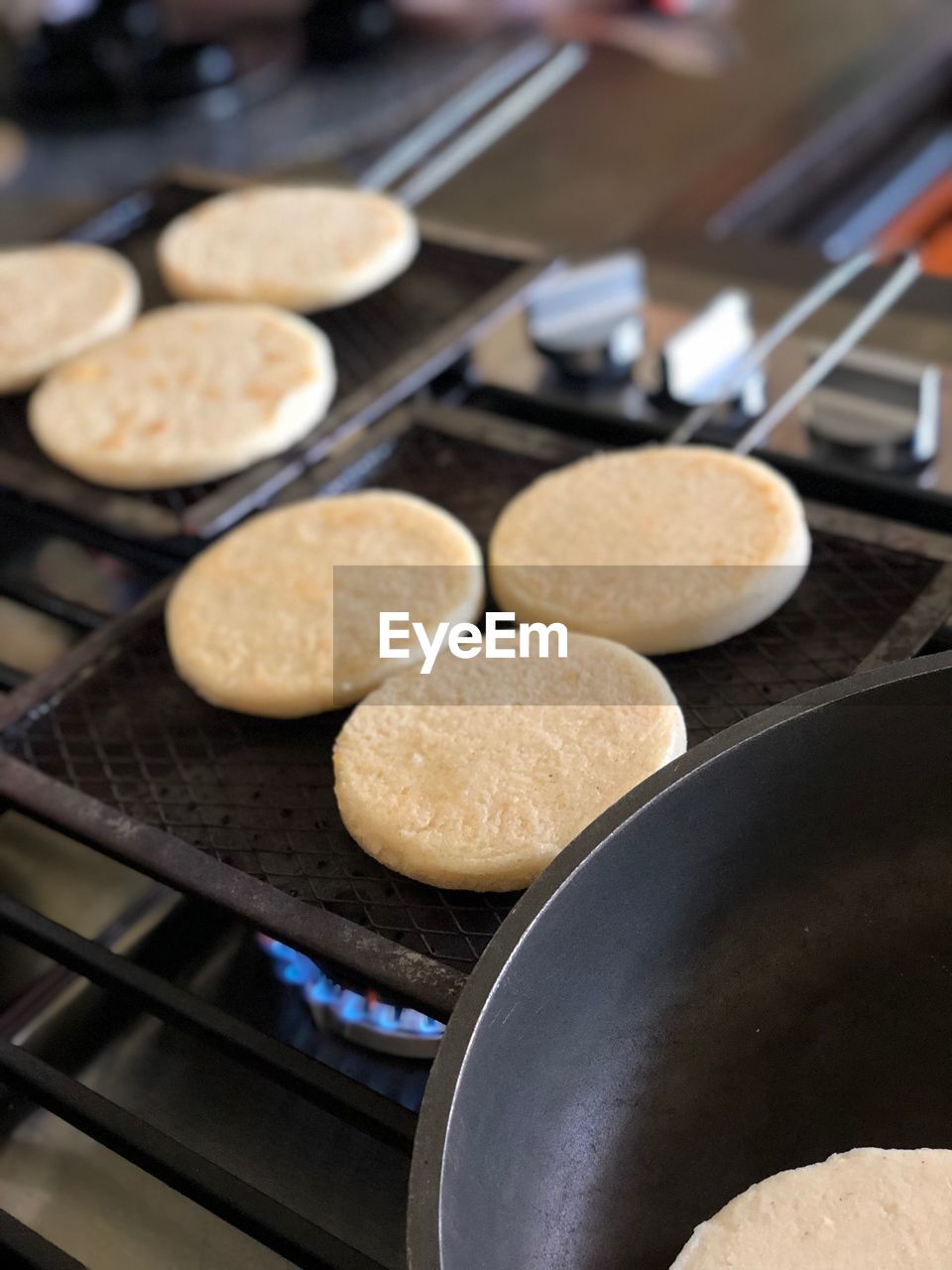 HIGH ANGLE VIEW OF COOKIES IN KITCHEN AT HOME