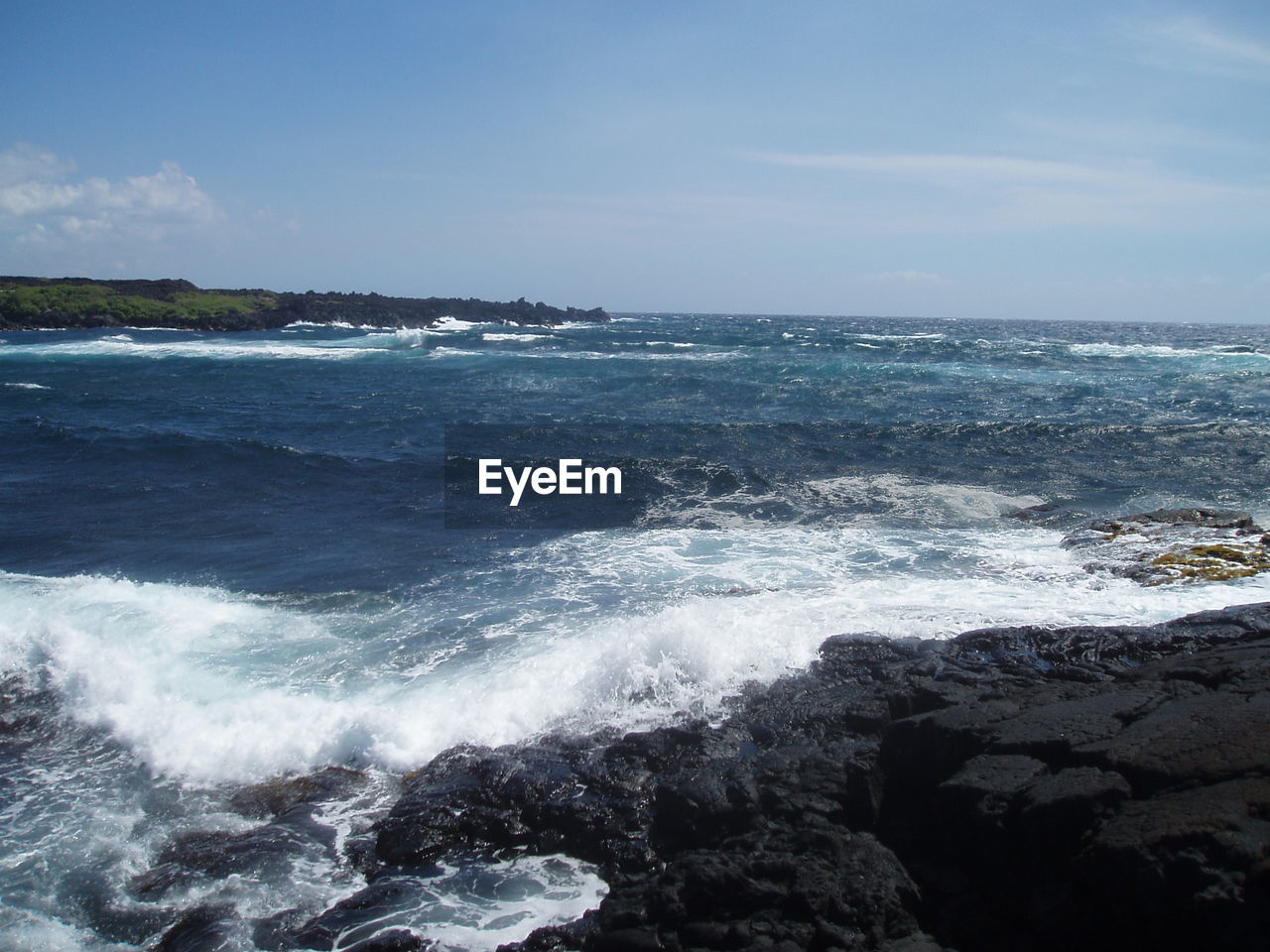 VIEW OF SEA AGAINST CLEAR SKY