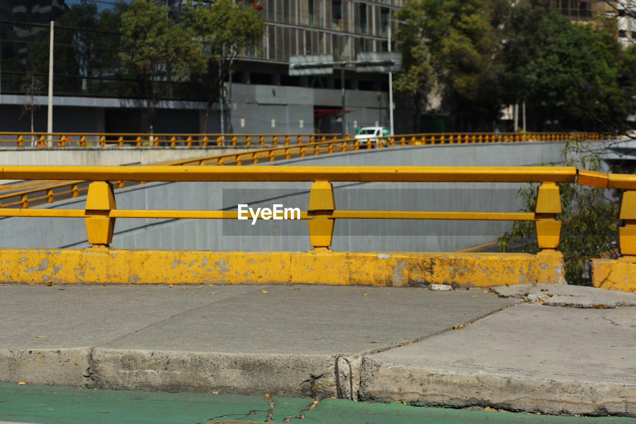 VIEW OF YELLOW BRIDGE