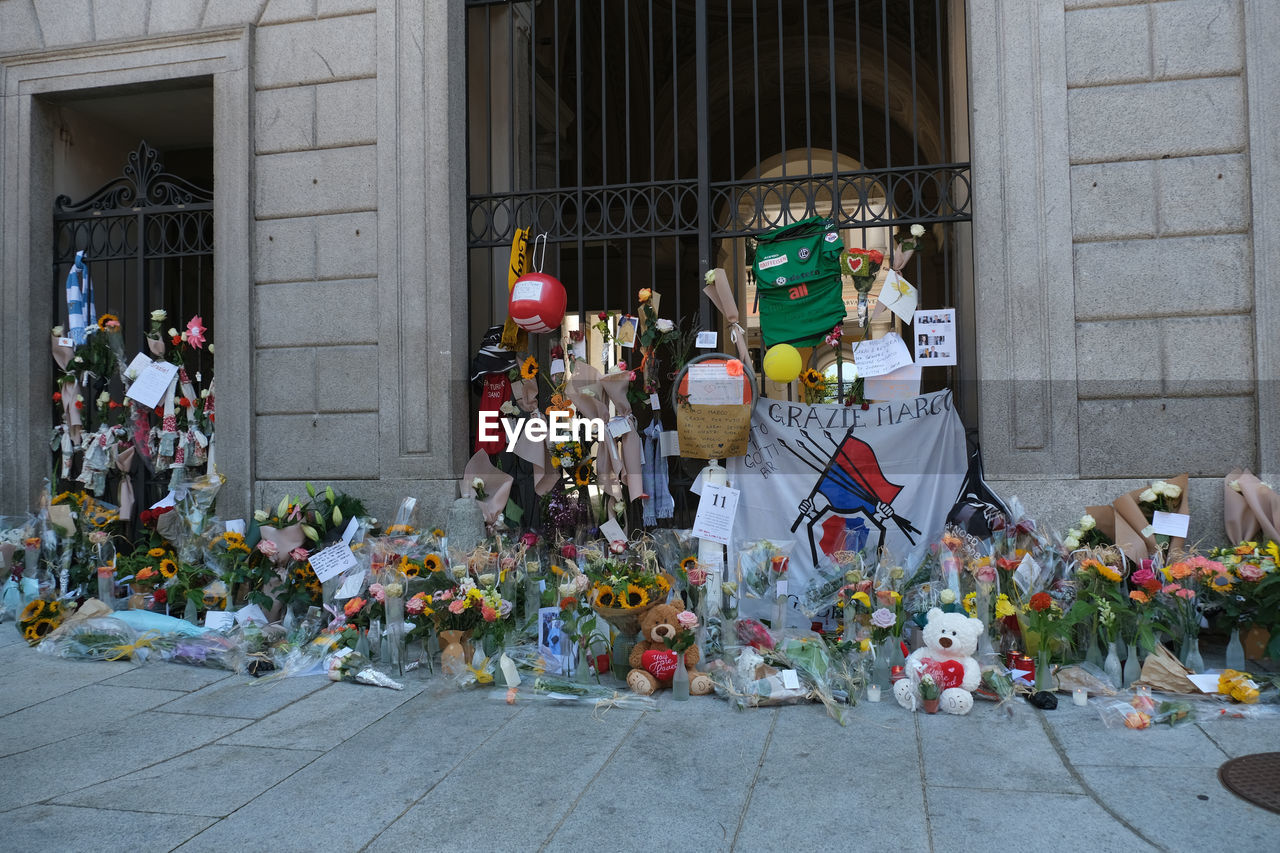 Letters, candles and floral tributes to marco borradori, mayor of lugano, dead on august 11th 2021.