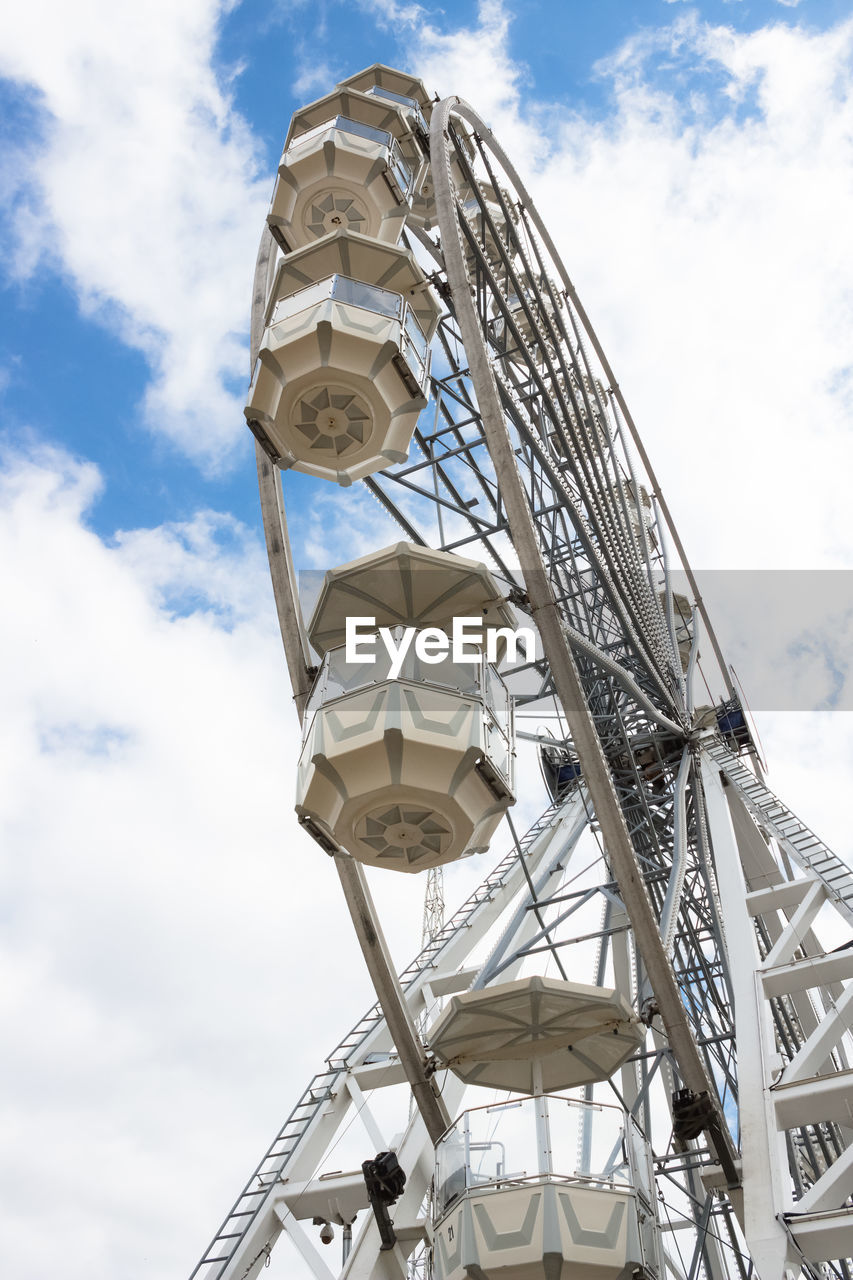 low angle view of eiffel tower against sky