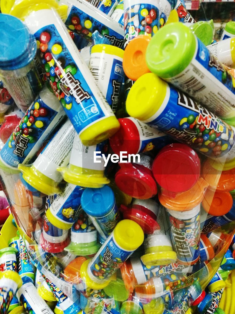 FULL FRAME SHOT OF MULTI COLORED COLORFUL BALLS