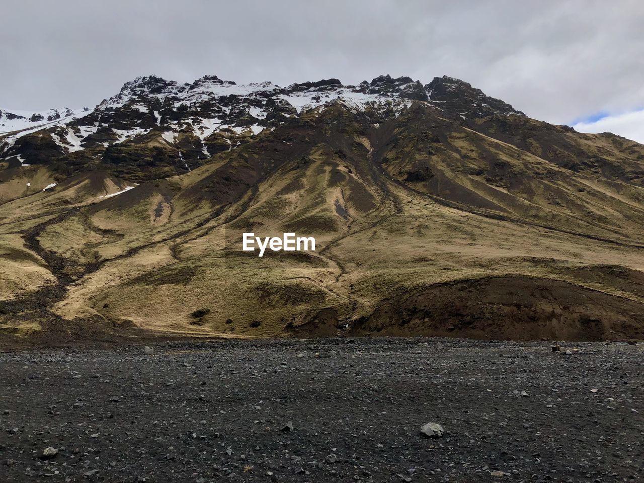 SCENIC VIEW OF LAND AGAINST SKY