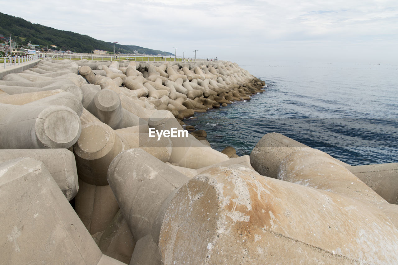 PANORAMIC SHOT OF SEA AGAINST SKY