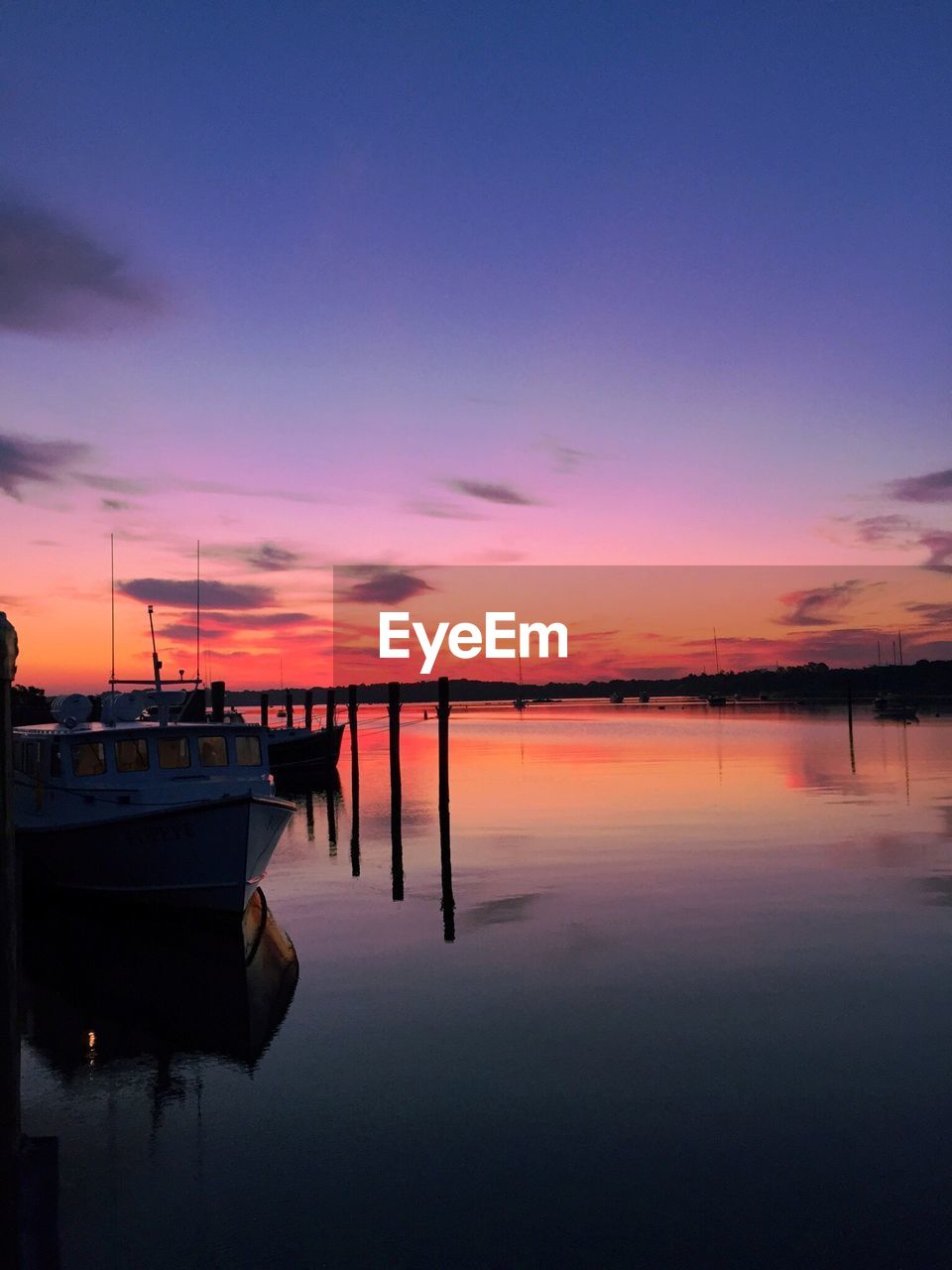 SCENIC VIEW OF SEA DURING SUNSET