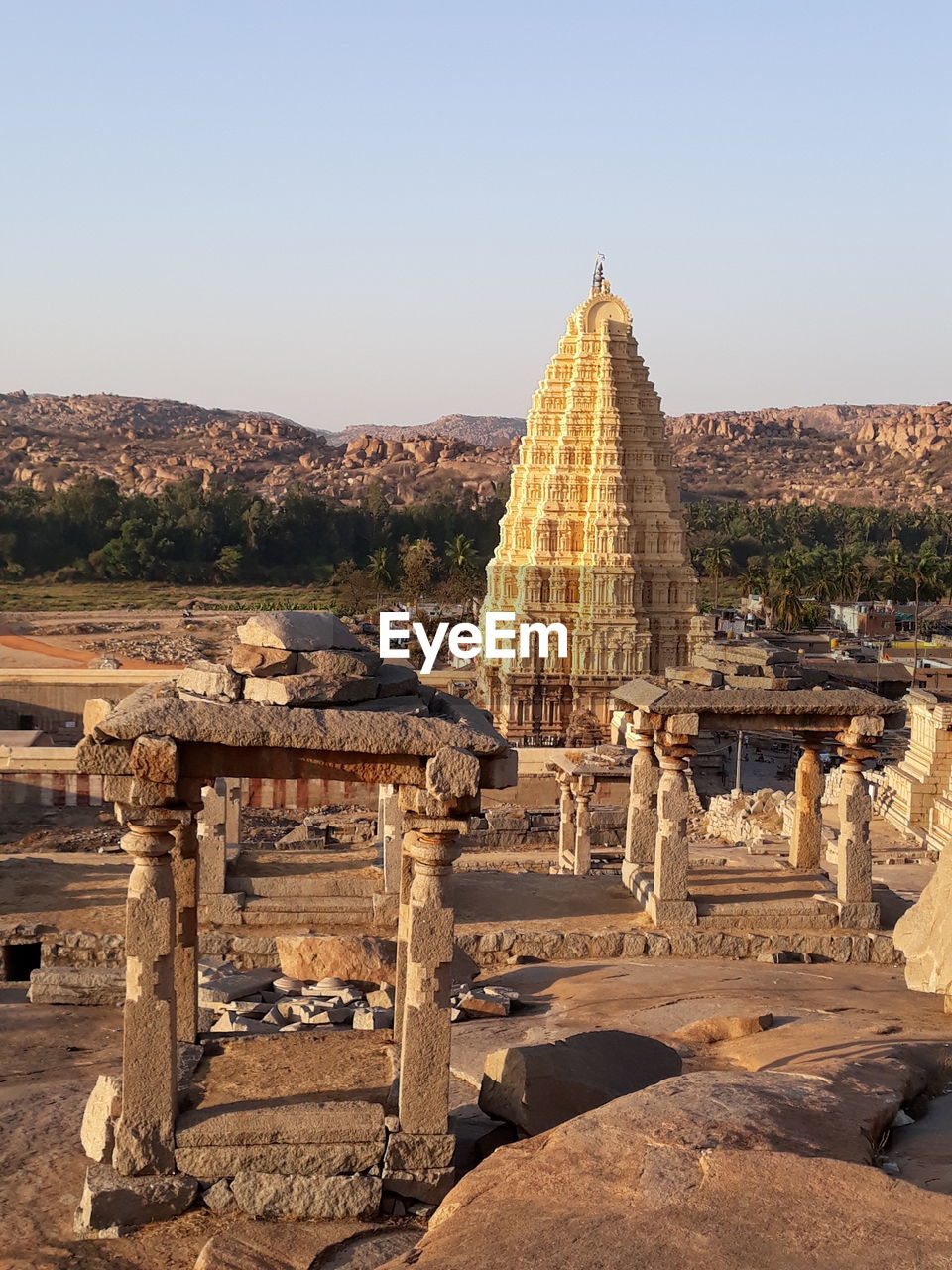 TEMPLE AGAINST BUILDING