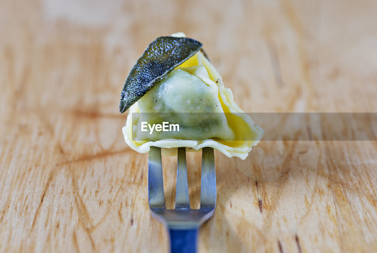 food and drink, food, wood, freshness, yellow, healthy eating, produce, table, indoors, wellbeing, no people, close-up, vegetable, dairy, dessert, green, sweet food, fruit, focus on foreground, still life, macro photography, icing