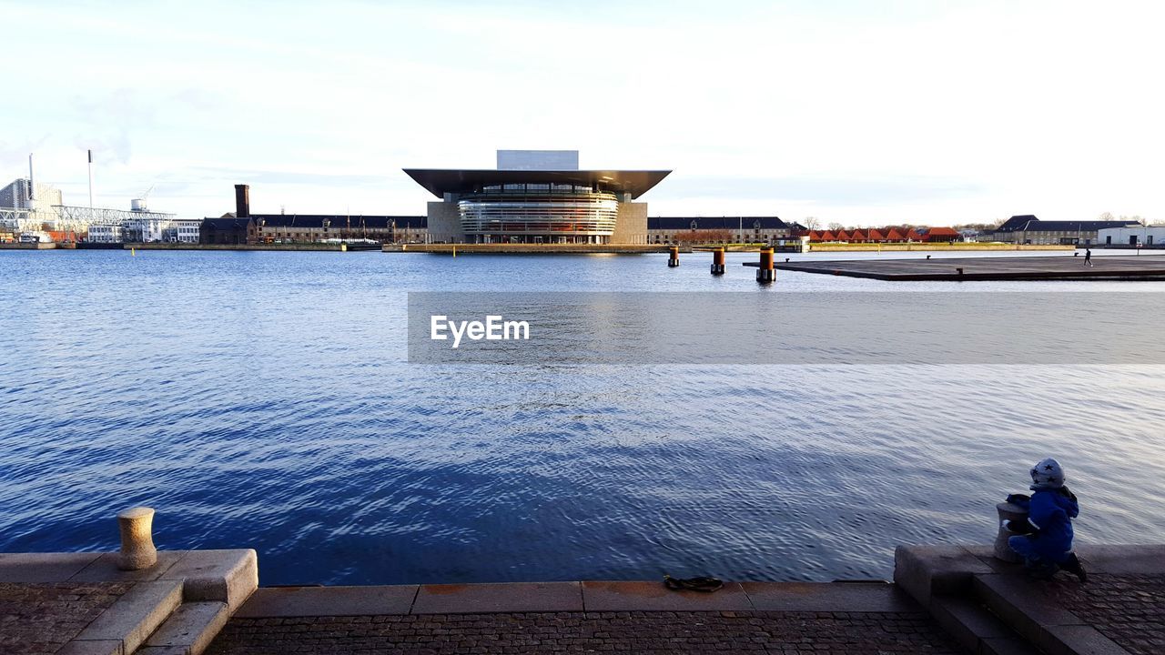 BUILDING AT WATERFRONT