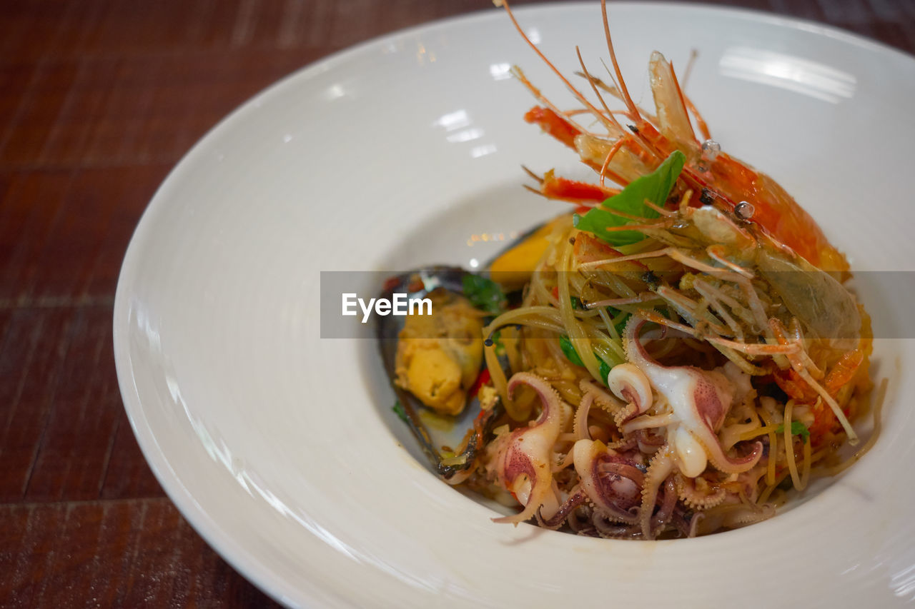 CLOSE-UP OF MEAL SERVED IN PLATE