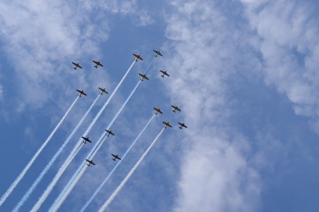 LOW ANGLE VIEW OF AIRSHOW IN SKY
