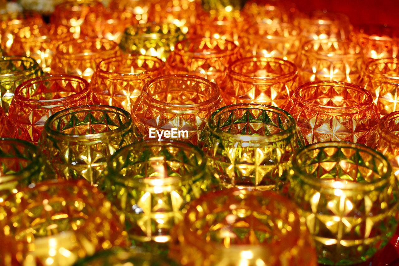 FULL FRAME SHOT OF GLASSES OF WINE