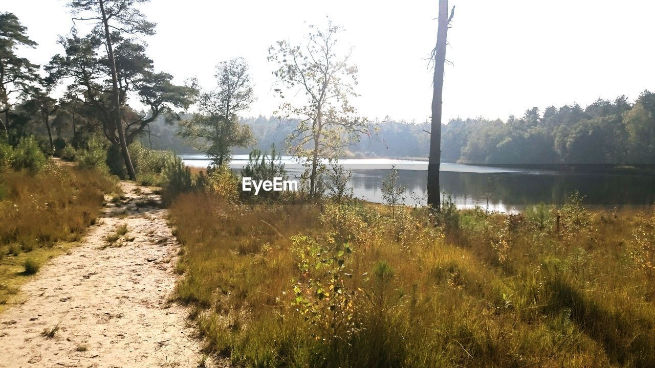 VIEW OF LAKE AGAINST SKY