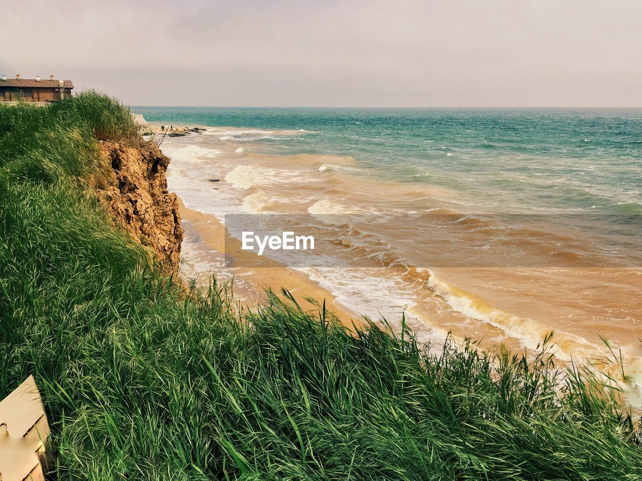 SCENIC VIEW OF BEACH