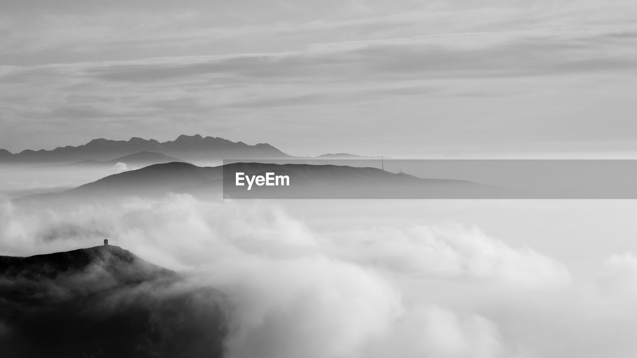 SCENIC VIEW OF CLOUDSCAPE AGAINST SKY