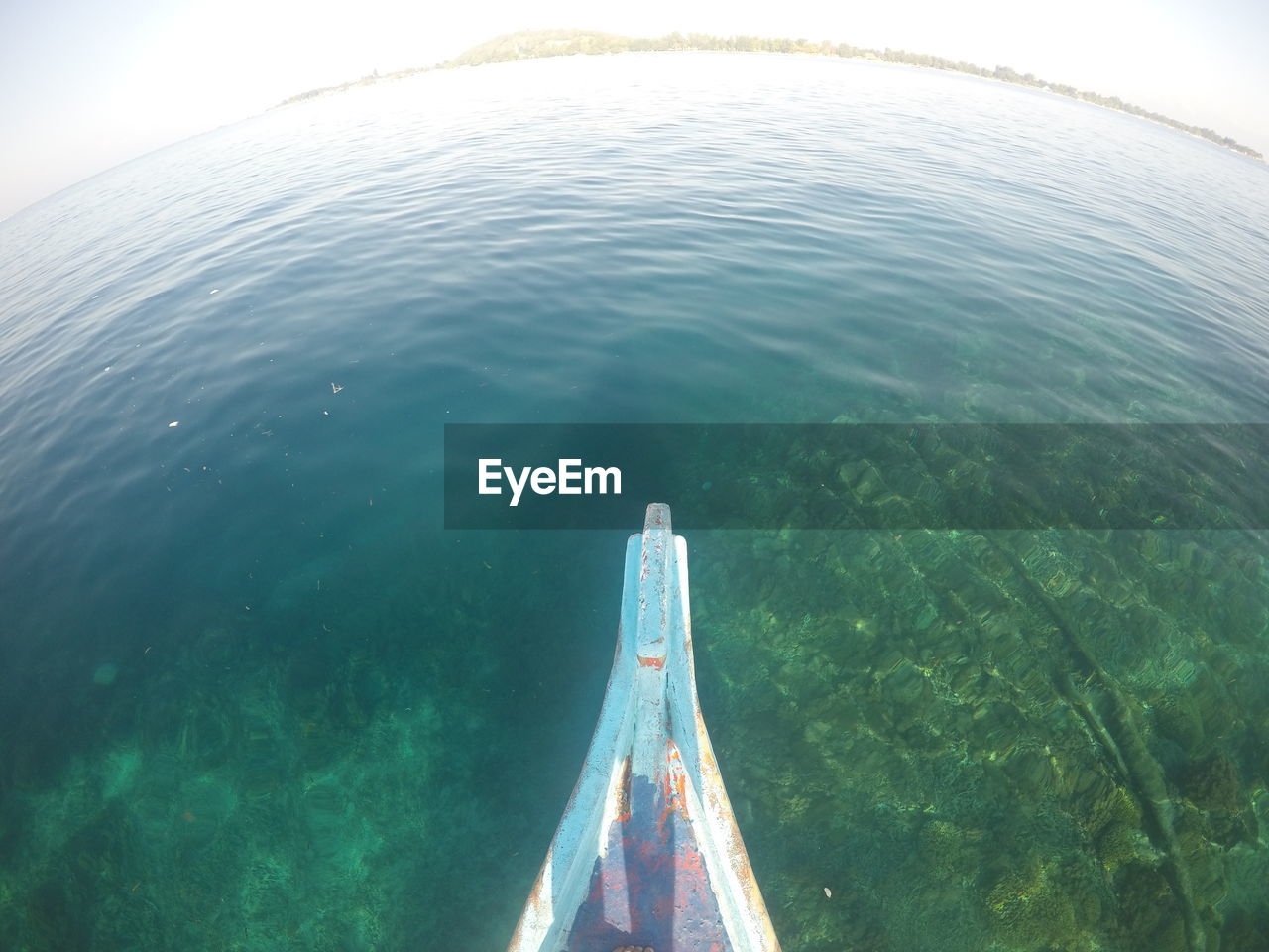 HIGH ANGLE VIEW OF SHIP IN SEA