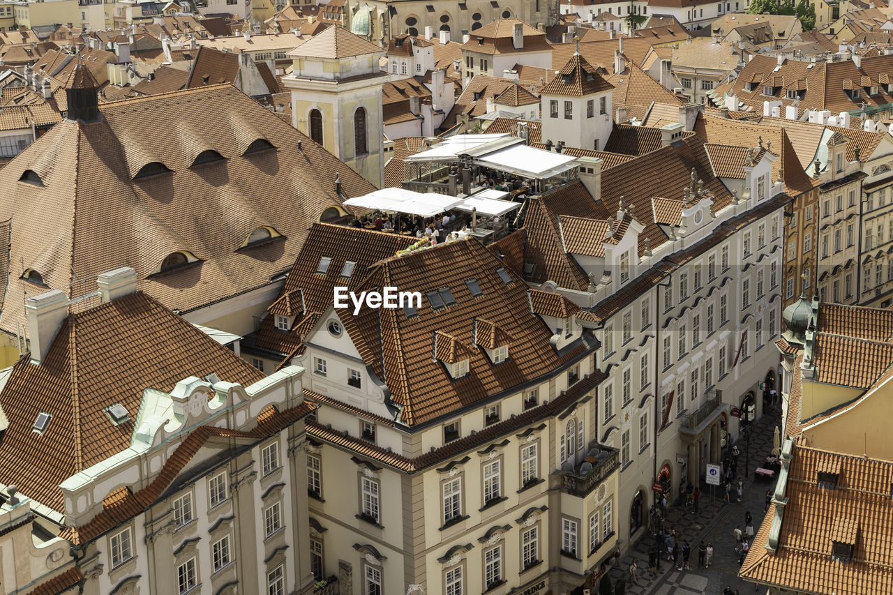 architecture, building exterior, built structure, building, city, roof, residential district, town, high angle view, no people, neighbourhood, ancient history, travel destinations, day, urban area, house, cityscape, nature, outdoors, history, the past, tourism, travel, old, aerial photography