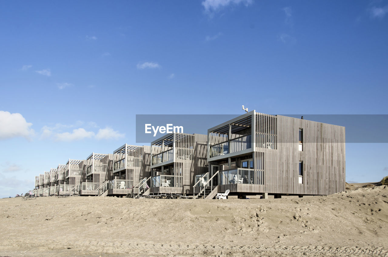 Holiday homes on the beach
