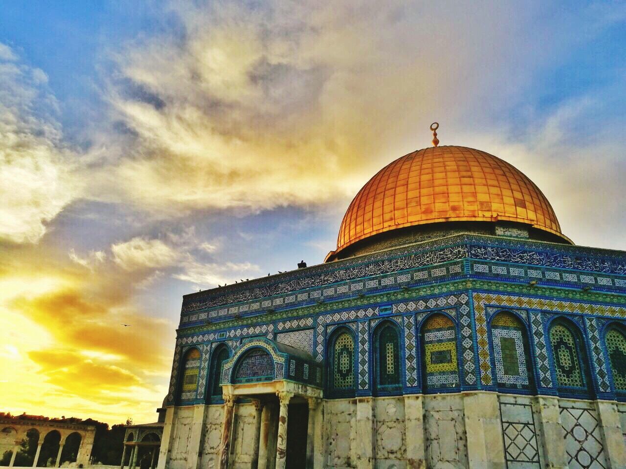 VIEW OF CATHEDRAL AT SUNSET