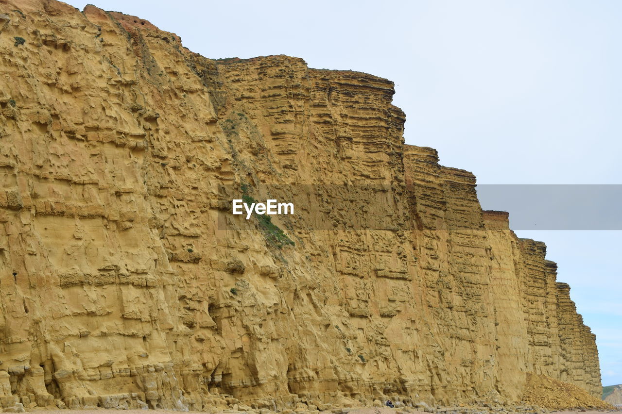 LOW ANGLE VIEW OF OLD RUIN