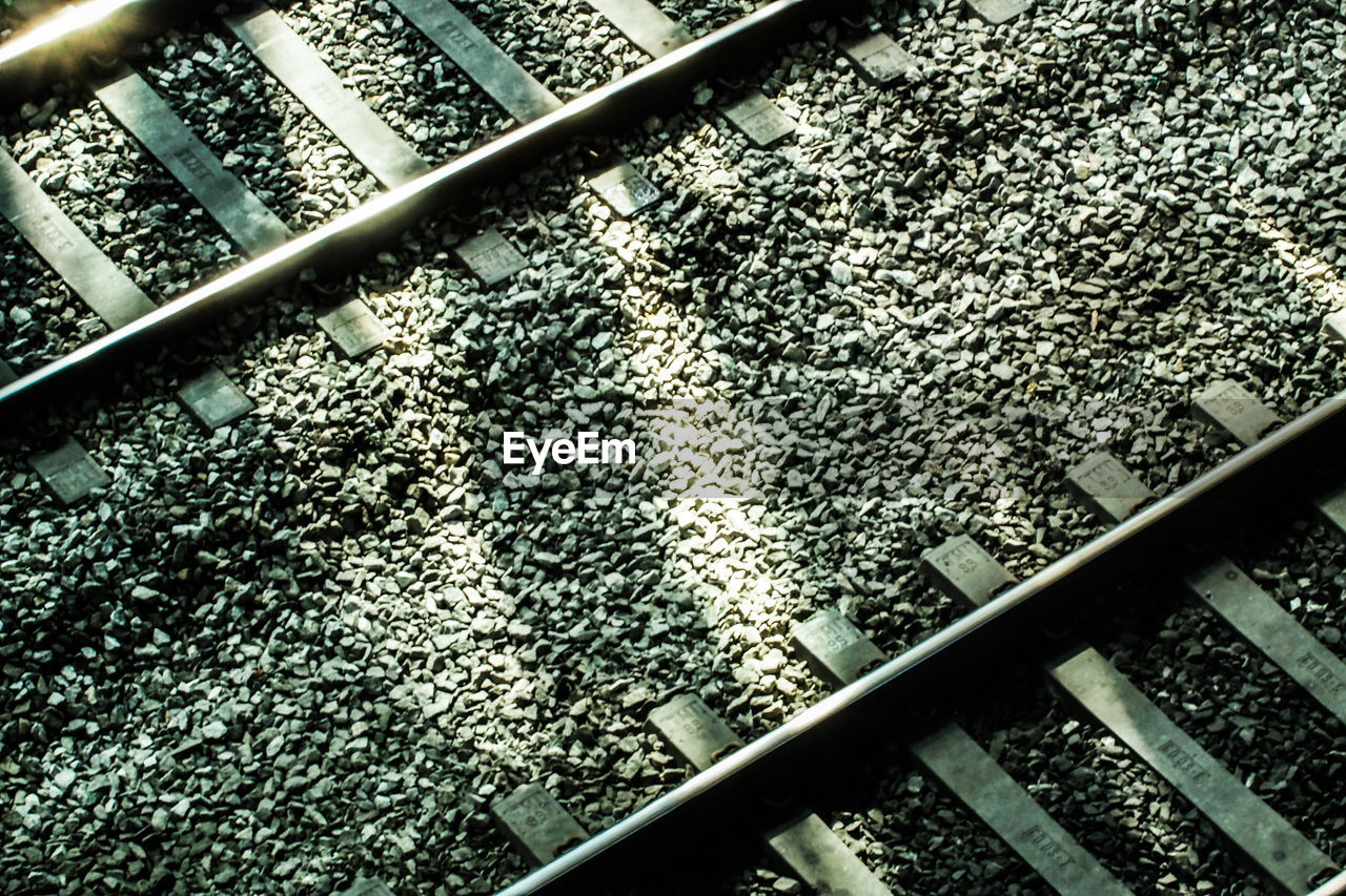 HIGH ANGLE VIEW OF RAILWAY TRACK