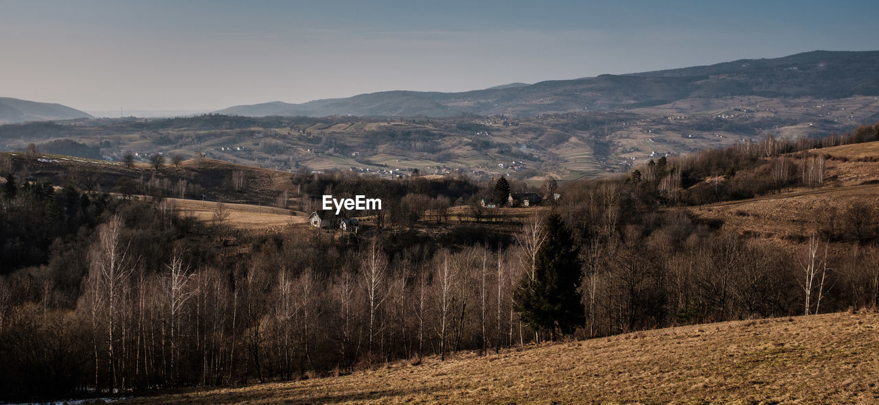 PANORAMIC VIEW OF LANDSCAPE AGAINST SKY