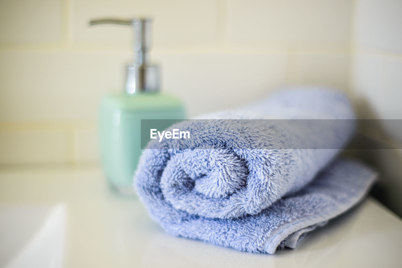 CLOSE-UP OF BLUE BATHROOM