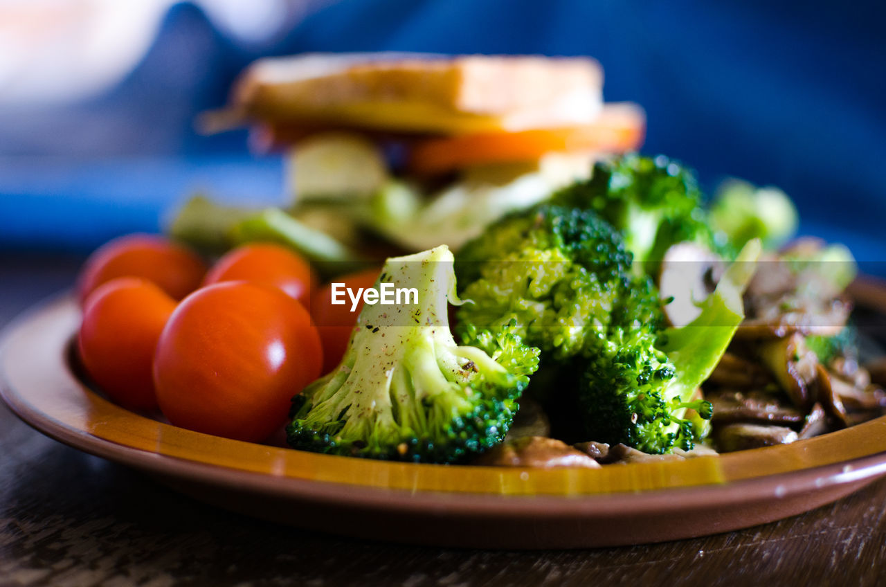 Vegetables in plate on table