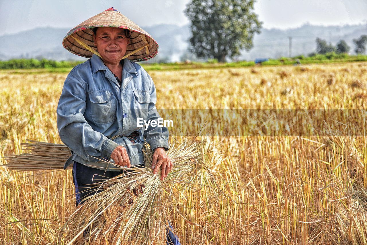 Rice farmers in indonesia, who work hard so that food is abundant