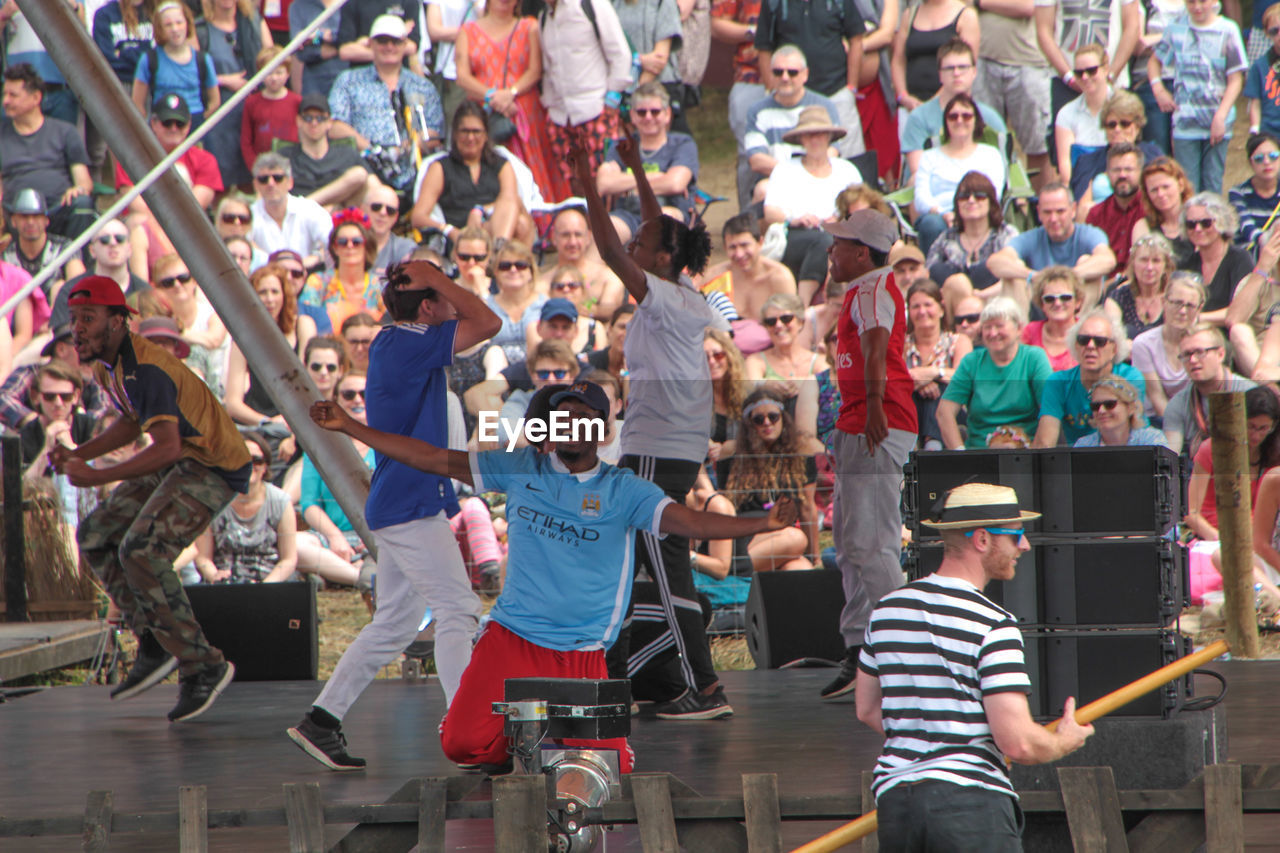 PEOPLE IN STADIUM