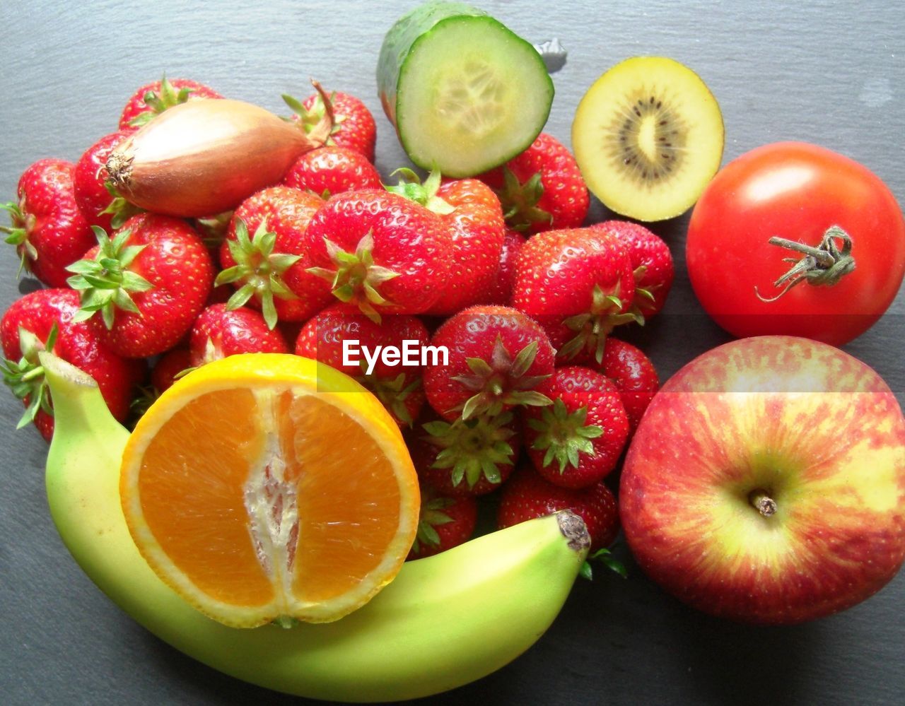 HIGH ANGLE VIEW OF APPLES AND FRUITS