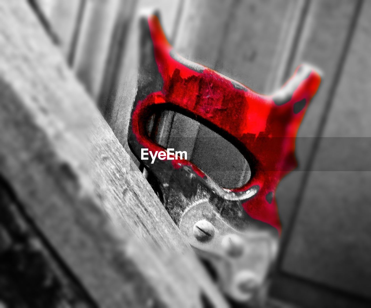 CLOSE UP OF RED METAL