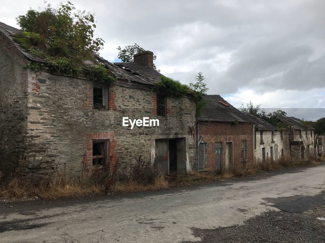 OLD BUILDING AGAINST SKY