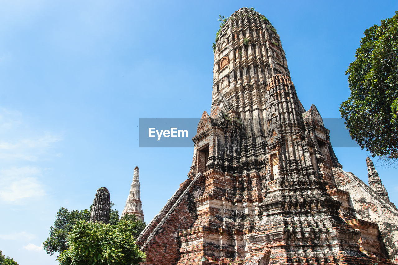 LOW ANGLE VIEW OF A TEMPLE