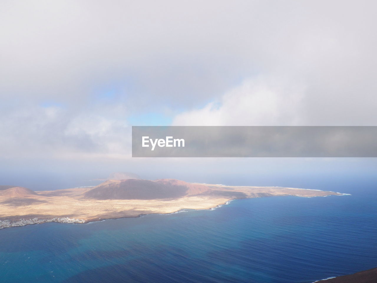 AERIAL VIEW OF SEA AND SKY