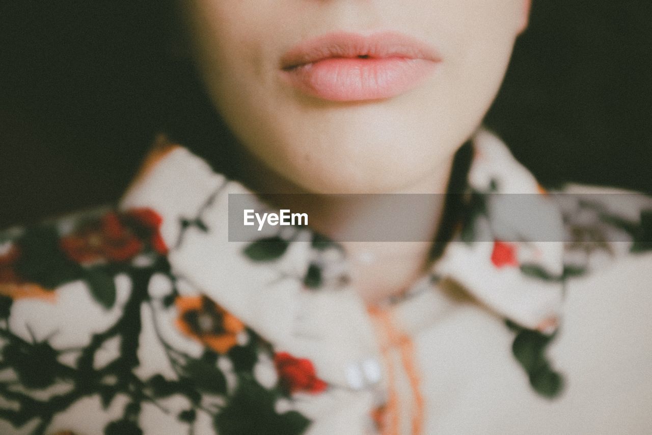 CLOSE-UP PORTRAIT OF YOUNG WOMAN WITH EYES CLOSED