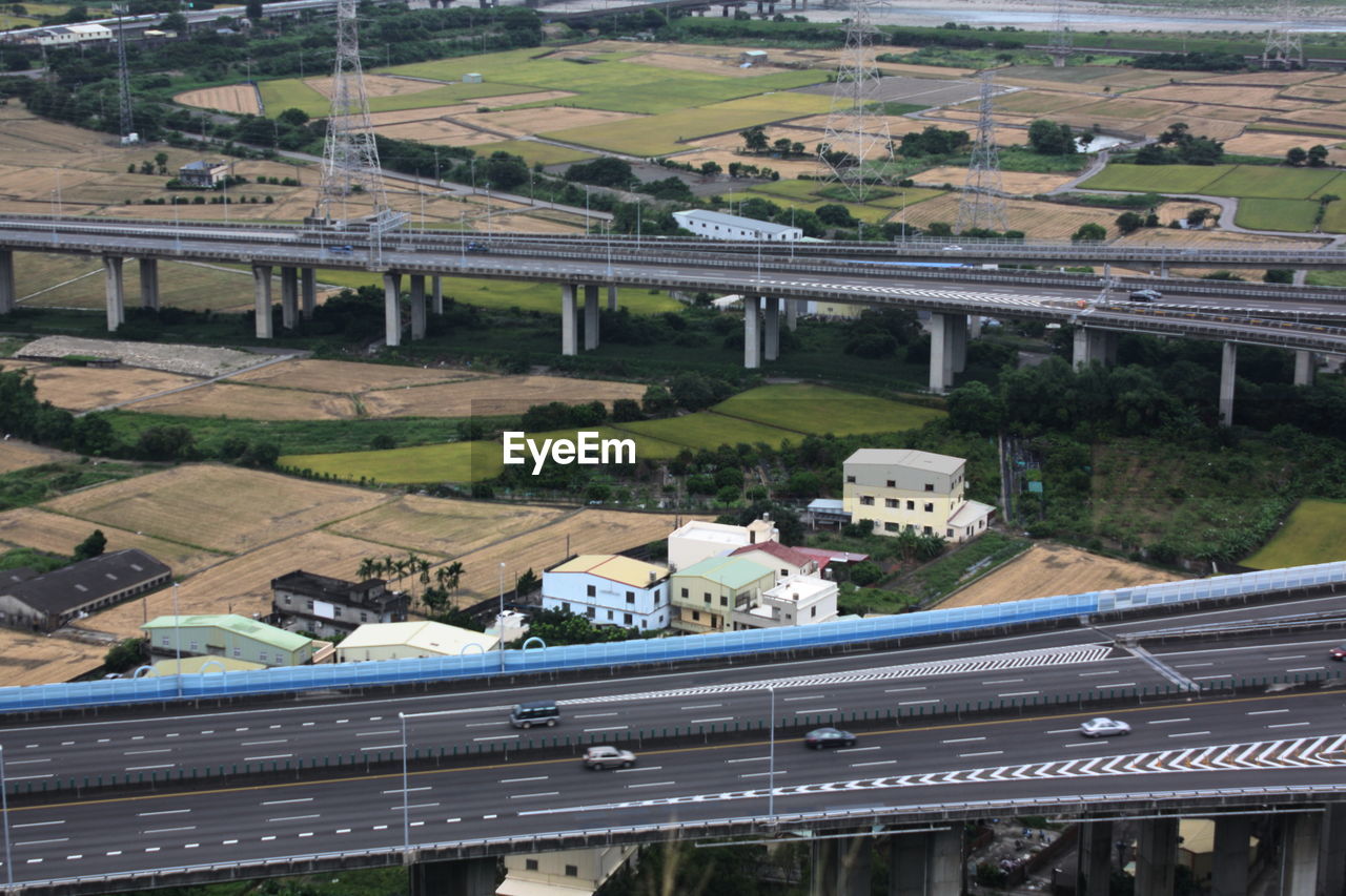 HIGH ANGLE VIEW OF ELEVATED ROAD