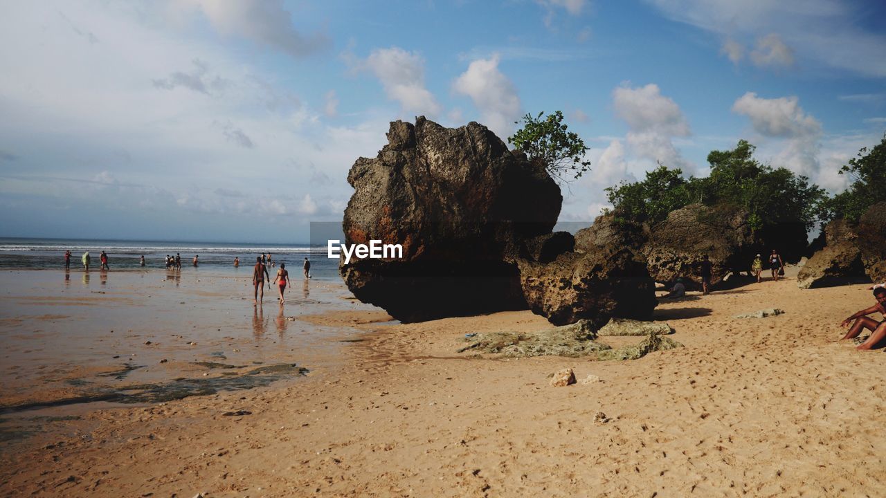 SCENIC VIEW OF BEACH