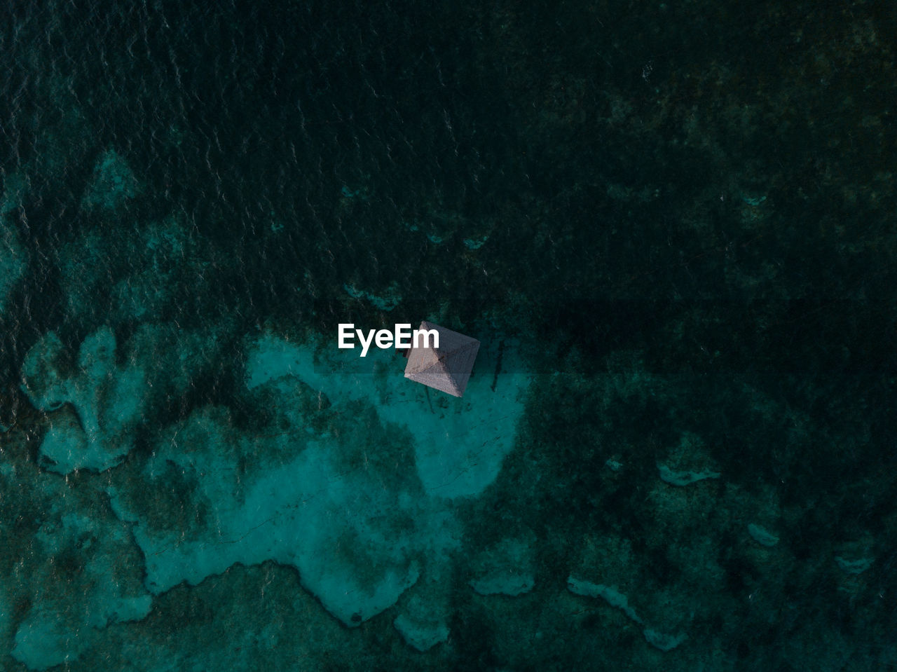 Aerial view of gazebo in sea