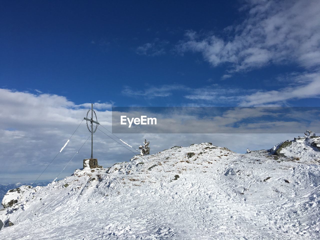 Scenic view of snowcapped mountain against sky