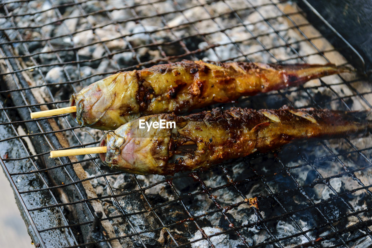 Grilled fish on the barbecue in the market.