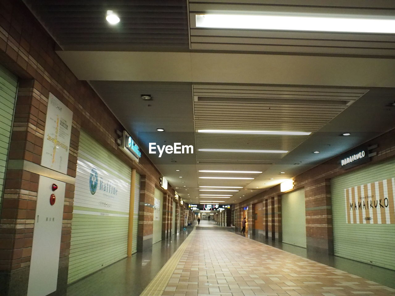 EMPTY UNDERGROUND WALKWAY