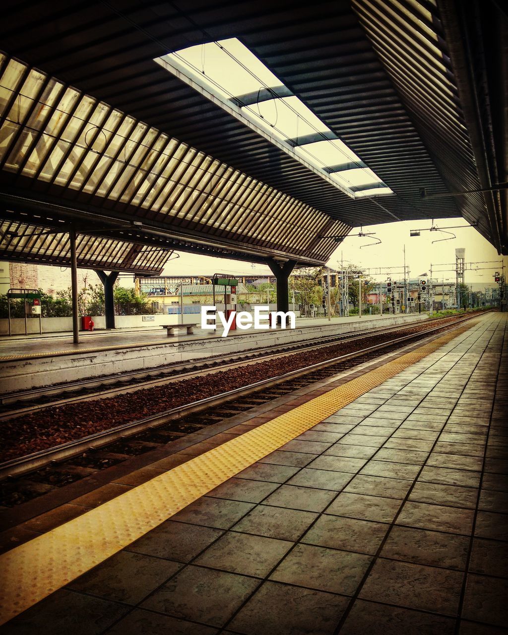 RAILWAY STATION PLATFORM