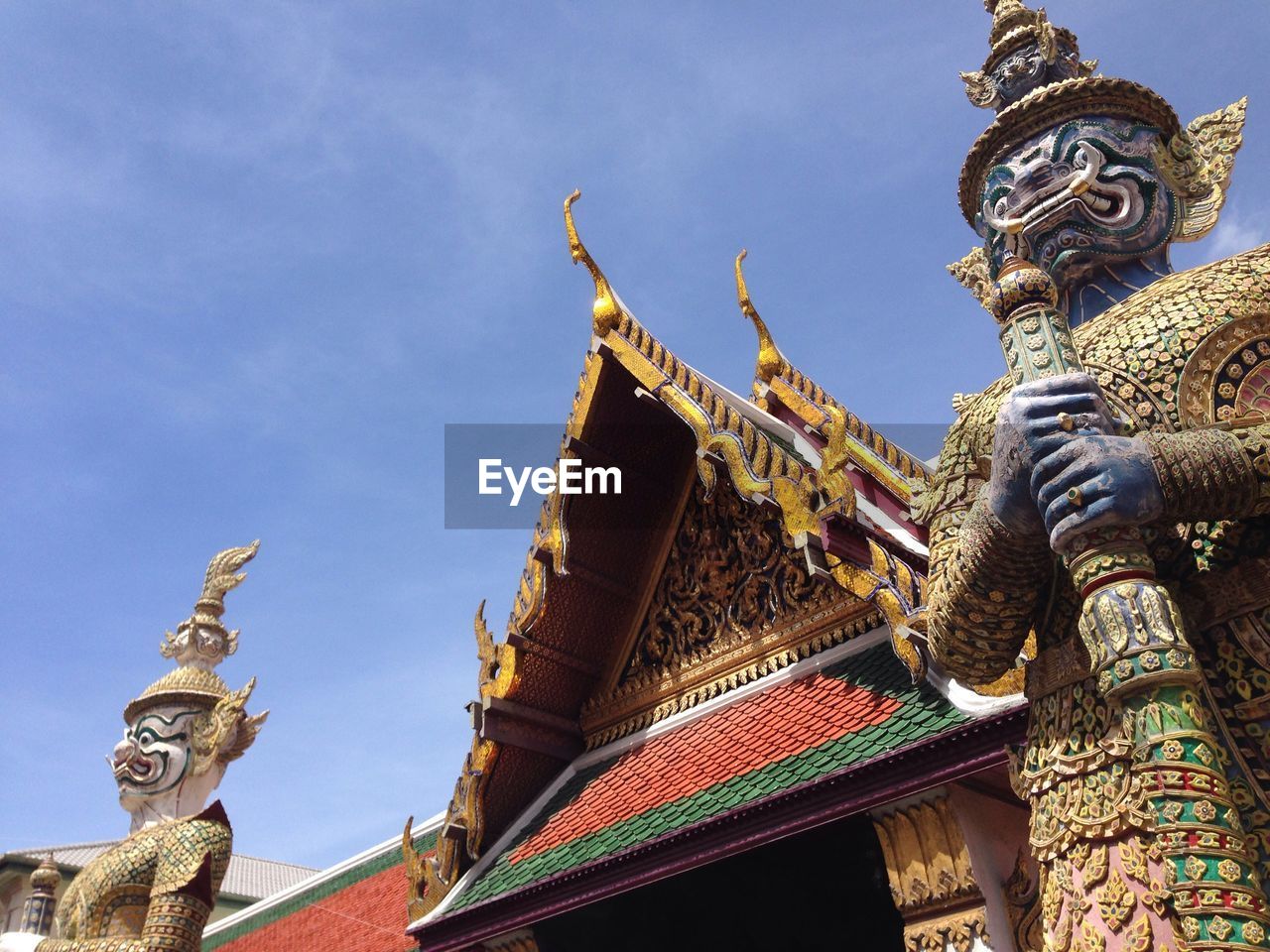 LOW ANGLE VIEW OF TEMPLE AGAINST SKY